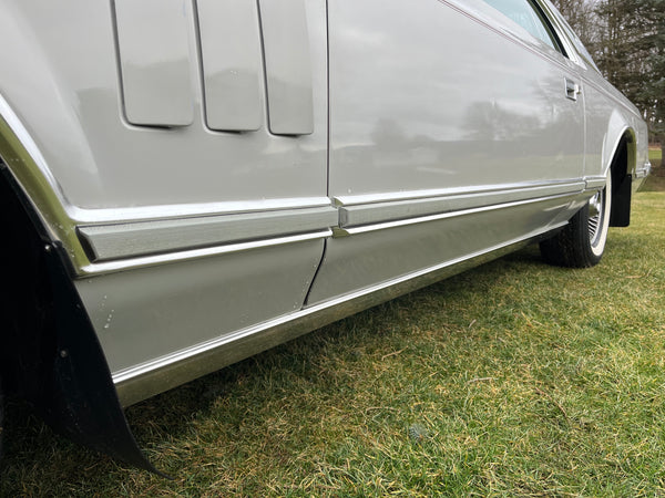 1977 Lincoln Continental Mark V