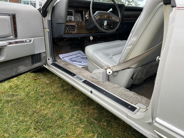 1977 Lincoln Continental Mark V