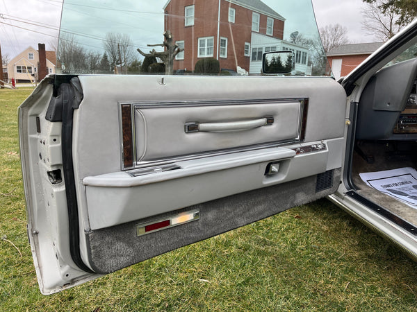 1977 Lincoln Continental Mark V