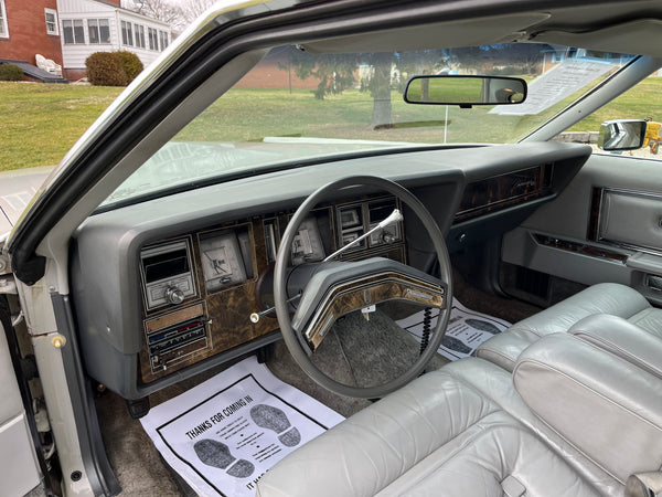 1977 Lincoln Continental Mark V