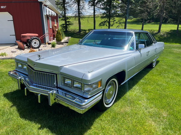 1975 Cadillac DeVille Sedan