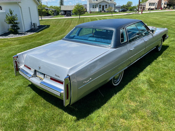 1975 Cadillac DeVille Sedan