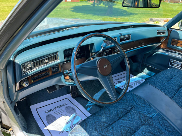 1975 Cadillac DeVille Sedan