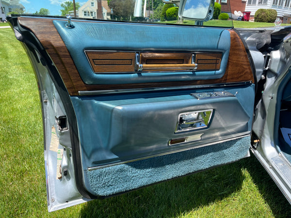 1975 Cadillac DeVille Sedan