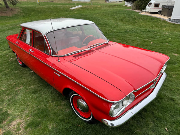 1961 Chevrolet Corvair 700