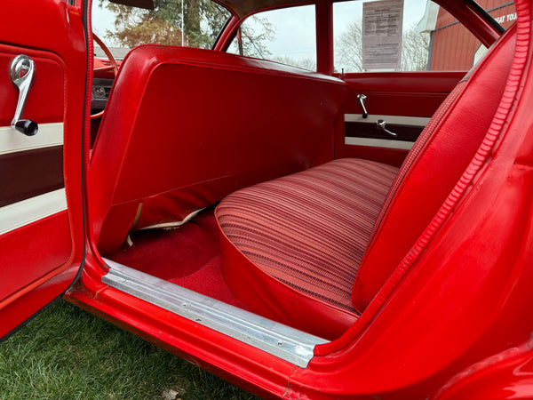 1961 Chevrolet Corvair 700