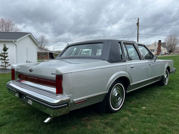 1984 Lincoln Town Car