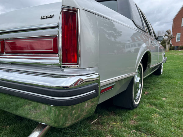 1984 Lincoln Town Car