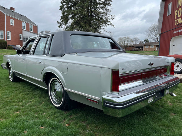 1984 Lincoln Town Car