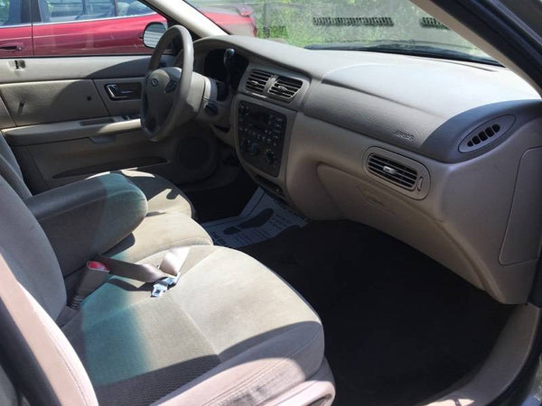 2003 Ford Taurus
