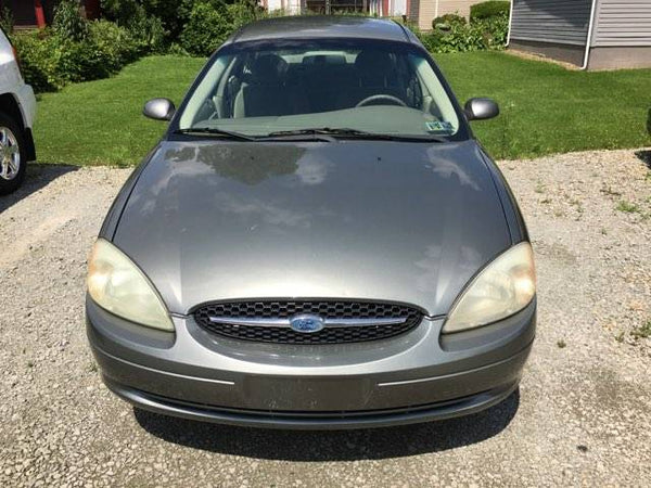 2003 Ford Taurus