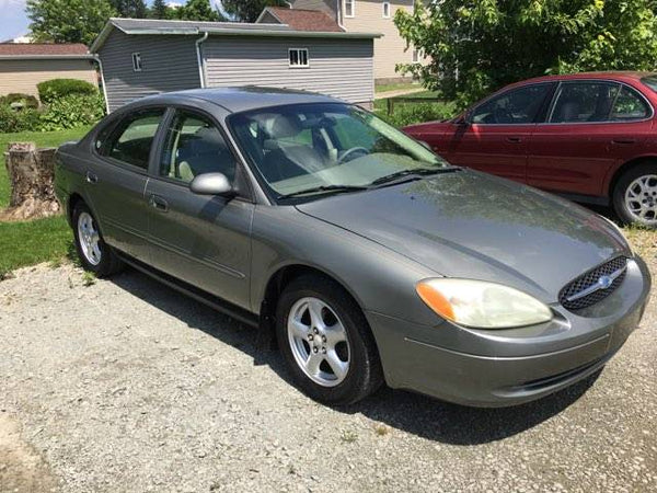 2003 Ford Taurus