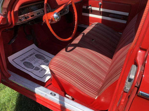 1961 Chevrolet Corvair 700