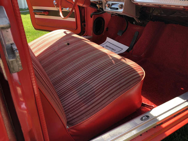 1961 Chevrolet Corvair 700