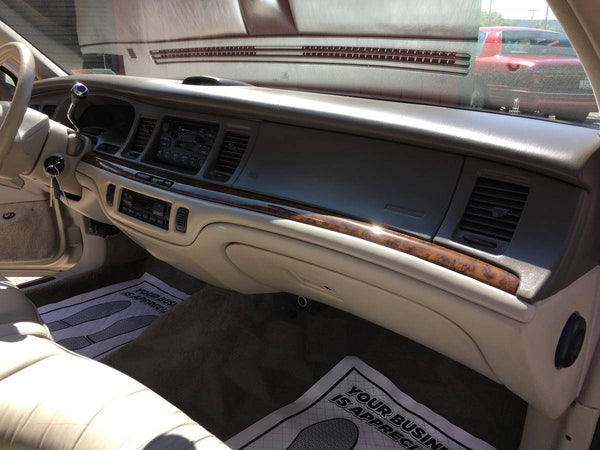 1997 Lincoln Town Car Executive Series