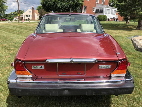 1987 Jaguar XJ6 Vaden Plas