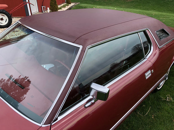 1974 Ford Thunderbird