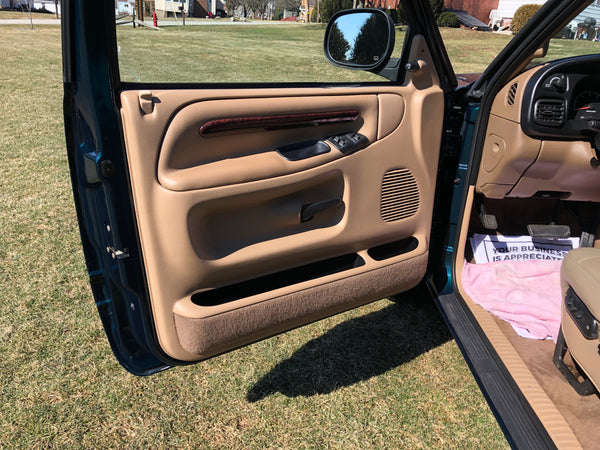 1998 Dodge Ram 1500 SS/T