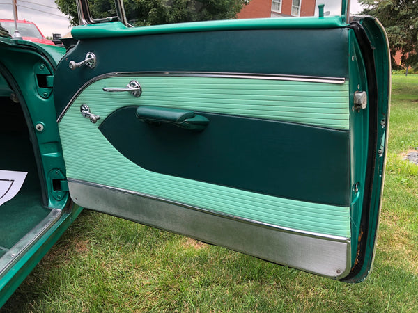 1957 Pontiac Super Chief