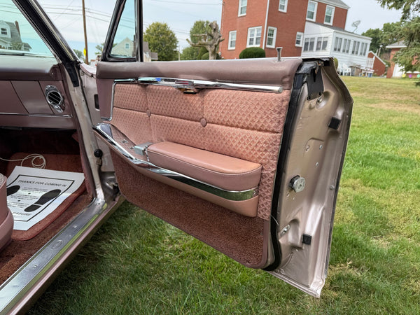 1963 Cadillac Sedan DeVille