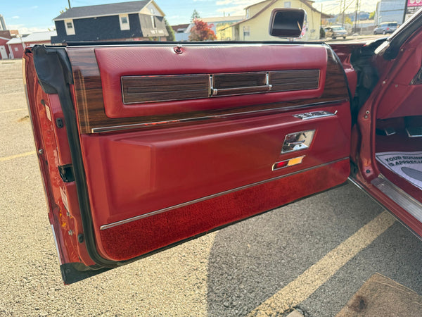 1976 Cadillac Coupe DeVille