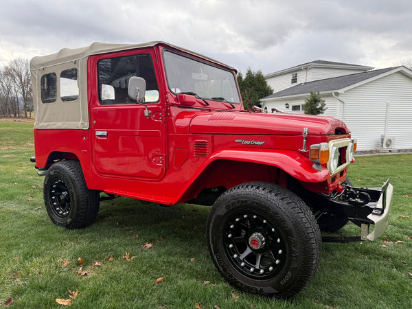 1977 Toyota FJ-40 Land Cruiser