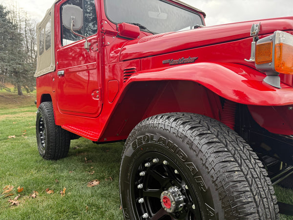 1977 Toyota FJ-40 Land Cruiser