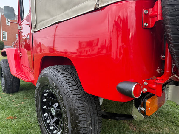 1977 Toyota FJ-40 Land Cruiser