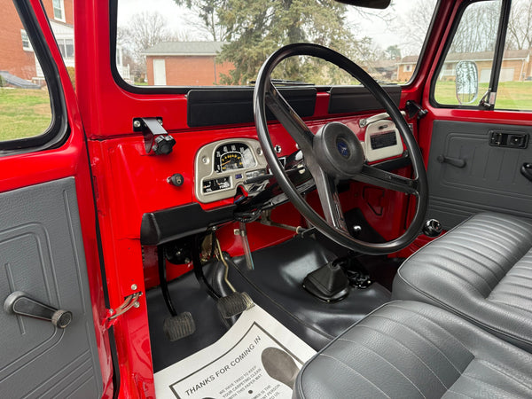 1977 Toyota FJ-40 Land Cruiser
