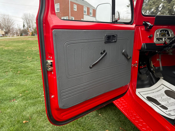 1977 Toyota FJ-40 Land Cruiser