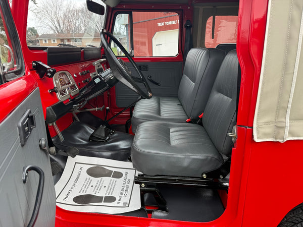 1977 Toyota FJ-40 Land Cruiser