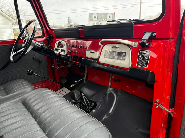 1977 Toyota FJ-40 Land Cruiser