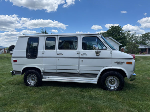 1991 Chevrolet G20 Conversion Van