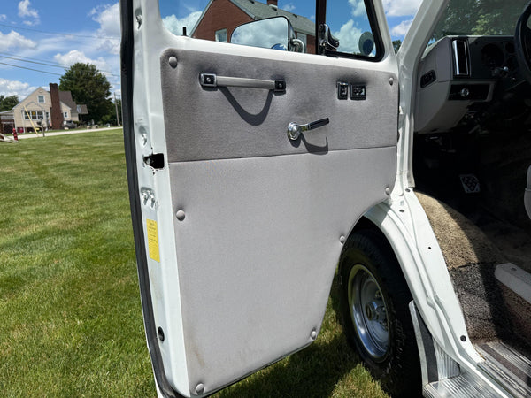 1991 Chevrolet G20 Conversion Van