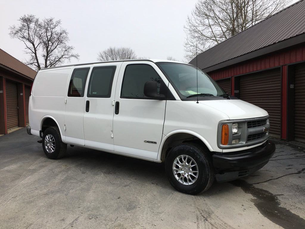 2000 Chevrolet 1500 Cargo Van